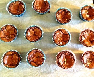 Glutenfria chokladmuffins med vit choklad!