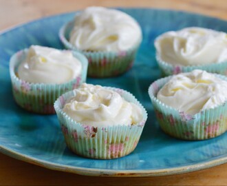 Mandelcupcakes med limefrosting