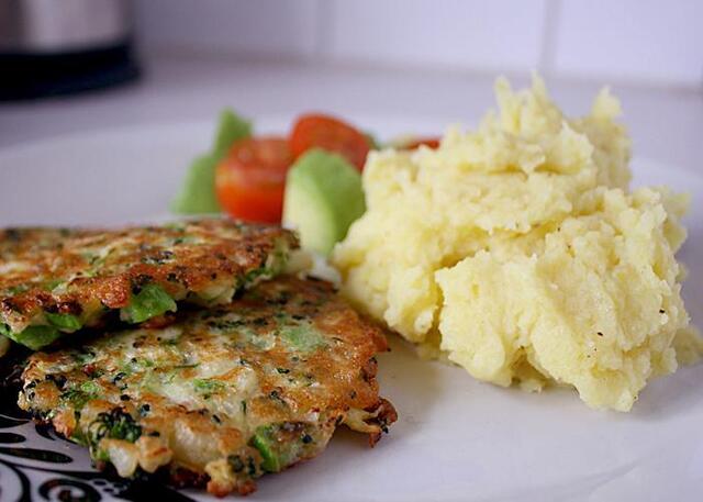 Halloumi-broccoli-blomkåls-biffar