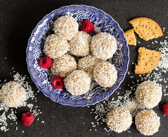 Mascarponebollar med digestivekex & kokos