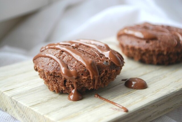 Cacao brownie muffin