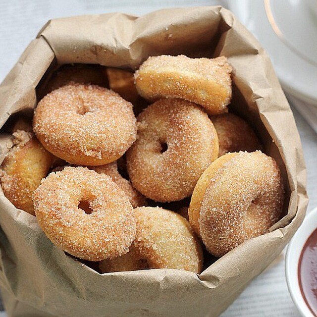 Baked Cinnamon Sugar Mini Donuts