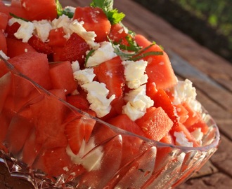 Melon och jordgubbssallad med fetaost