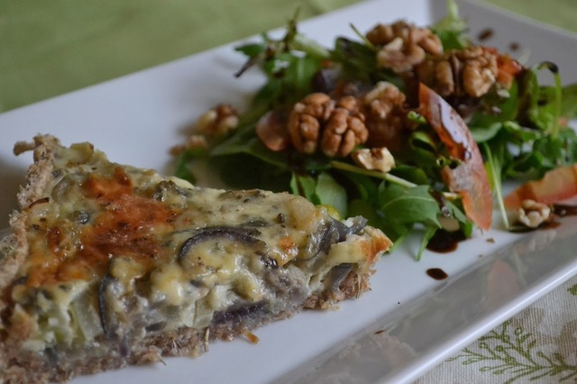 Veckans vegetariska: Lökpaj med rosmarin och ädelost