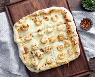 Shrimp Scampi Flatbread Pizza