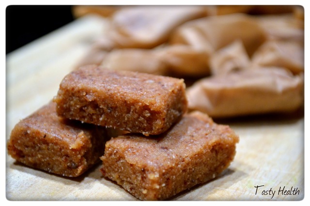 Low carb pepparkaksprotein fudge