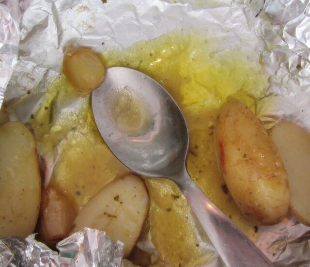 Grillad potatis med vitlök