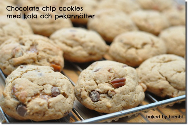 Chocolate chip cookies med kola och pekannötter