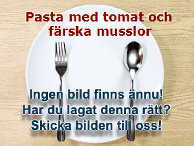 Pasta med tomat och färska musslor