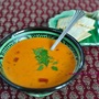 Linssoppa med kokos och röd curry