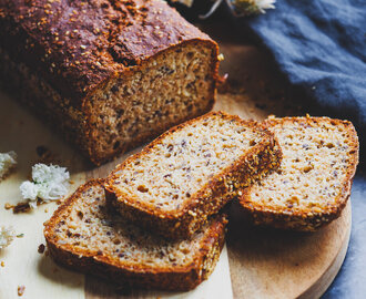 How to make the Most Simple Healthy Seed Loaf Bread