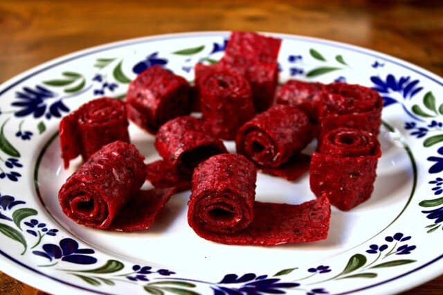Röda vinbär fruktremmar / Red currant fruit rolls