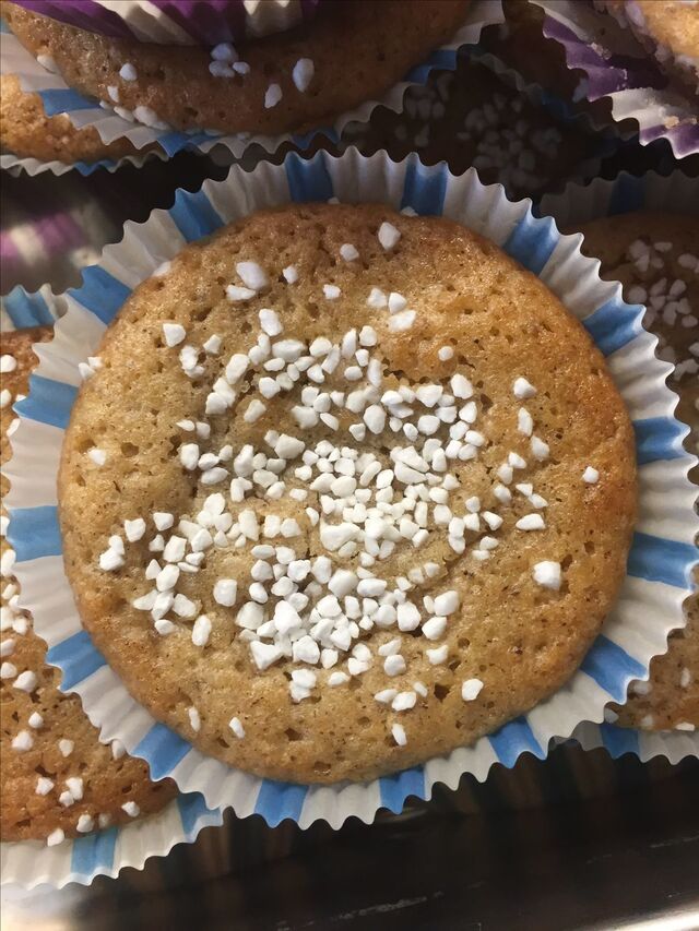 Kladdmuffins med kanel och vaniljsocker