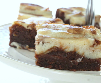 Cheesecake brownies