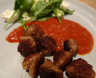 Klassiska (glutenfria) köttbullar och tomatsås – grundrecept