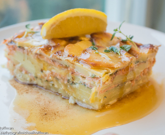 Laxpudding med skirat smör