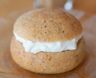 Semlor med bakprotein (LCHF)