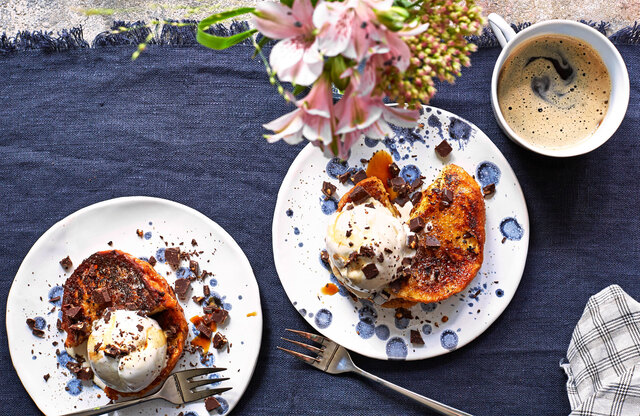 French toast med kaffeglass och nötchoklad