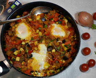 Provencalsk ratatouille med ägg