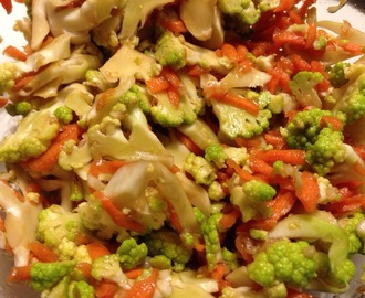 Sallad av romanesco och morot