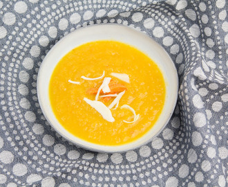 White Cabbage-Carrot Soup with Coconut