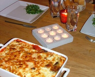 Cannelloni med broccoli, blomkål och tomatsås