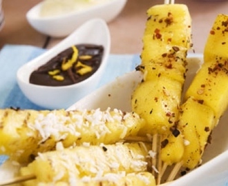 Grillad ananas med kokossås