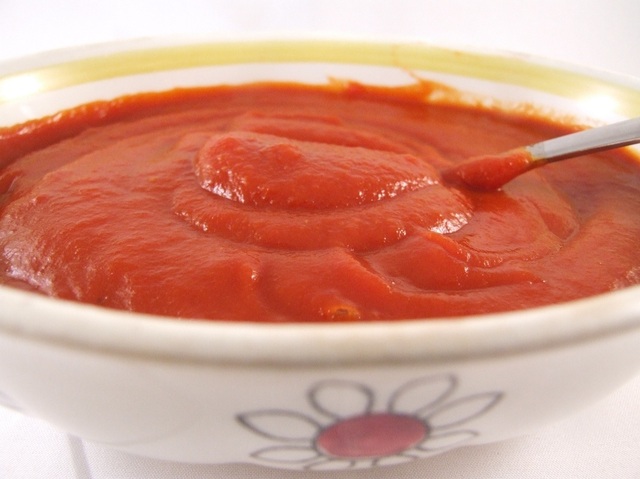 Hemmagjord ketchup utan socker och tillsatser