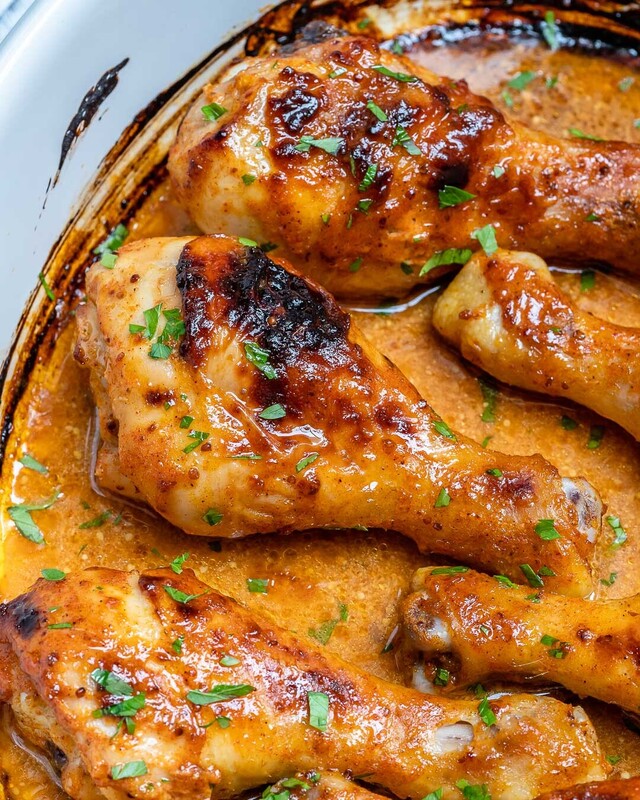 These Honey Mustard Baked Chicken Drumsticks are AMAZING!