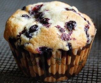 Muffins med färska blåbär och smak av vanilj