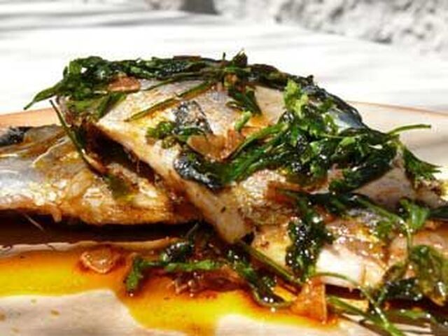 Mackerel fillets in Garlic and Paprika | Mackerel recipes, Fish recipes, Yummy seafood