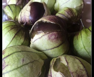 Tomatillo salsa verde