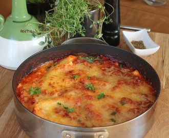 Vegetarisk lasagne med spenat, keso och god tomatsås