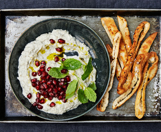 Krämig baba ganouj- grillad aubergineröra