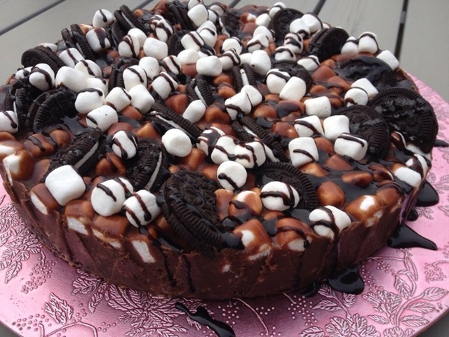 OREO MUDCAKE,