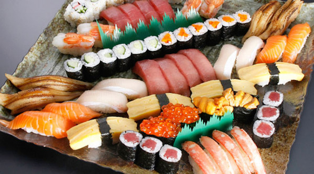 Easy Maki Sushi Recipe for Beginners