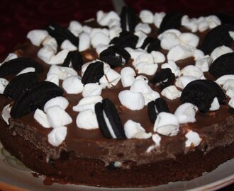 Oreo mud cake deluxe