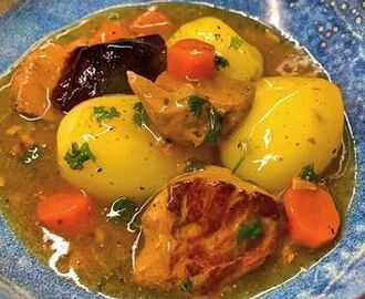 Fläskfilégryta i en riktigt god husmansbuljong | Kryddburken | Bloglovin’ | Kött | Food, Thai red curry, Ethnic recipes