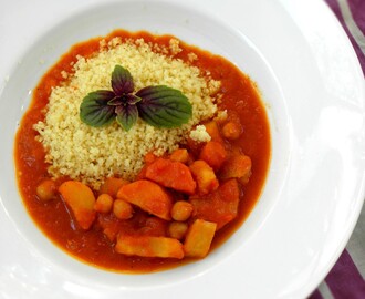 Vegetarisk rotfruktsgryta med couscous och harissa