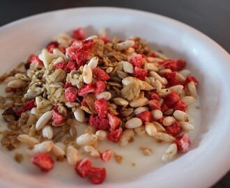 Hemgjord granola