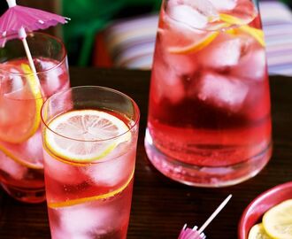 Pink gin and tonic
