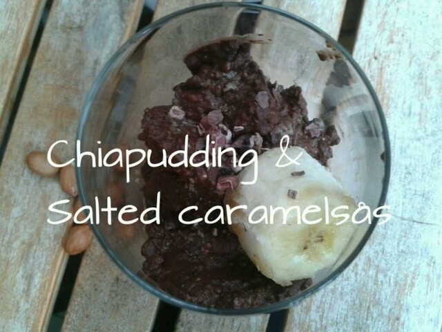 Chiapudding med salted caramelsås