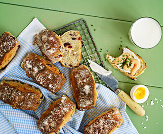 Yoghurtbröd med hasselnötter och tranbär