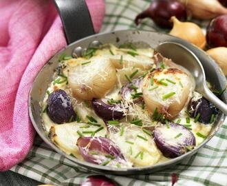 Gräddbakade lökar med parmesan