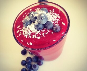 Hallon- och nyponsmoothie