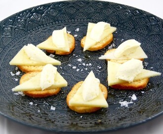 Manchego med honungsmousse på crostini!