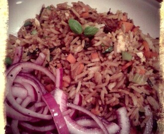 Indian fried rice & rödlökspickle