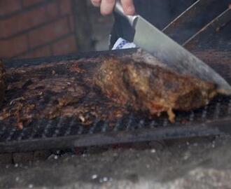 Grillad högrev med asiatisk ketchupAnvänd gärna buljongen från kokningen till sopp- eller grytbas.