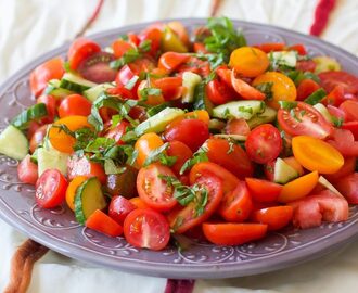 Panzanella- Toscansk tomatsallad med bröd