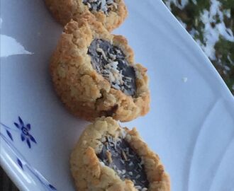 Havrekakor med chokladtryffel med kokos